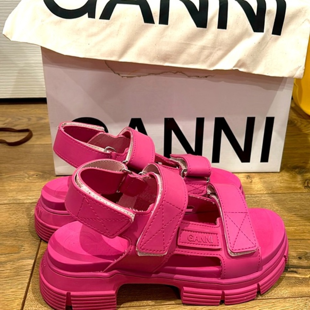 GANNI recycled rubber pink chunky scrappy platform sandals size 37